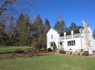 1714 St Clair Rd, Taylorsville, NC 28681