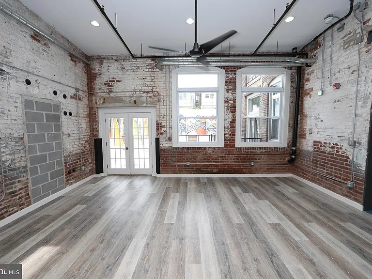 3450 J St #124 — Photo 5