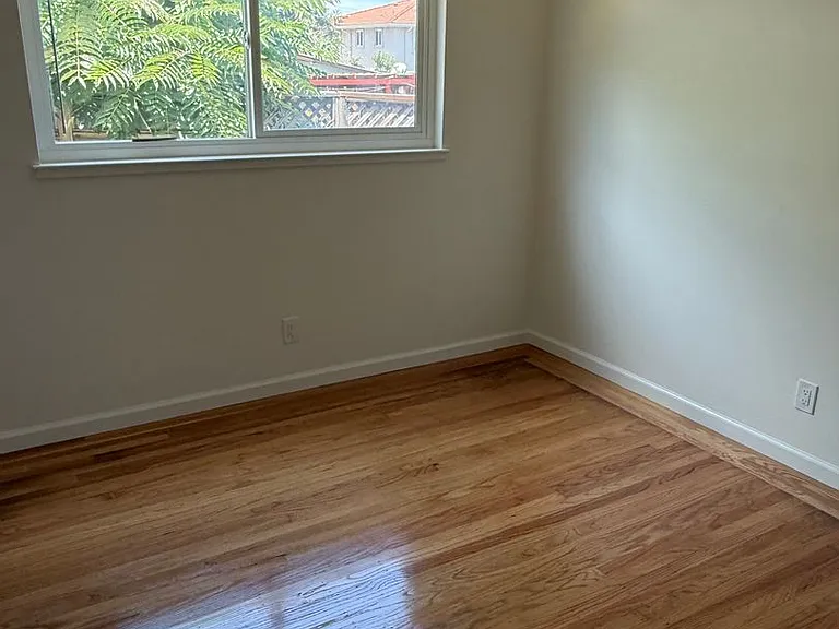 41320 Beatrice St — Photo 15