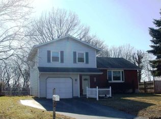 37 Ballina St, Troy, NY 12180