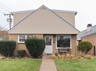 136 Granville Ave, Bellwood, IL 60104