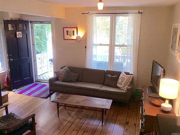 3rd image of 49 White Ave