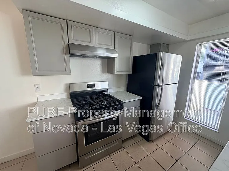 1405 Vegas Valley Dr #193-bldg 20 — Photo 10