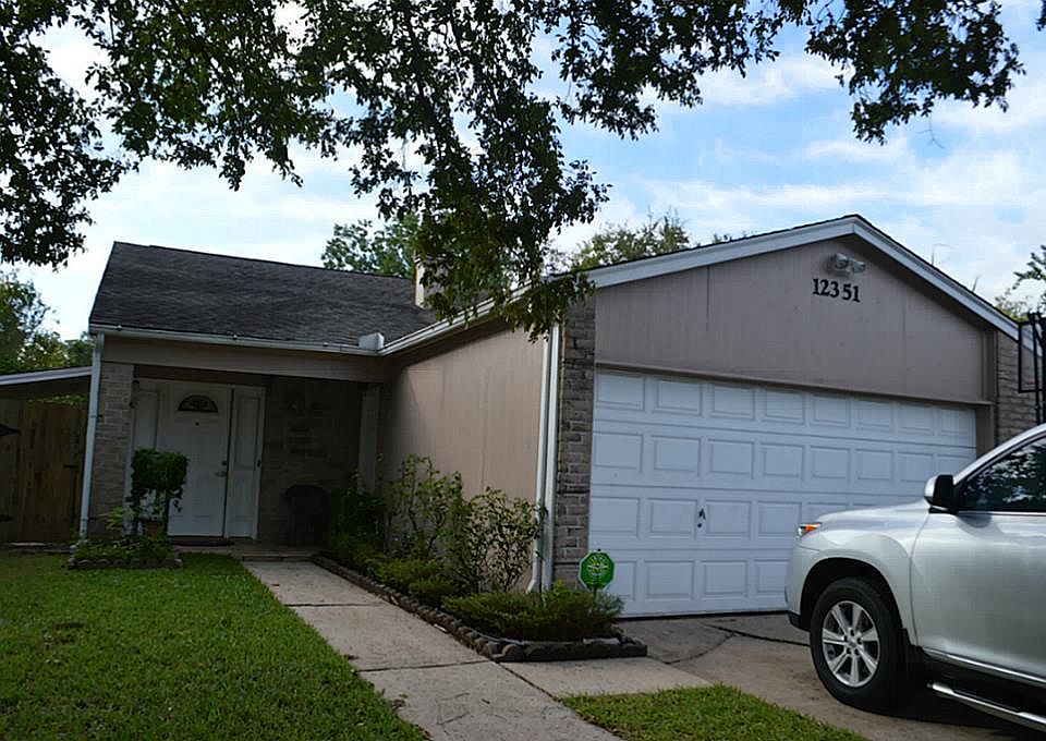 1st image of 12351 Newbrook Dr