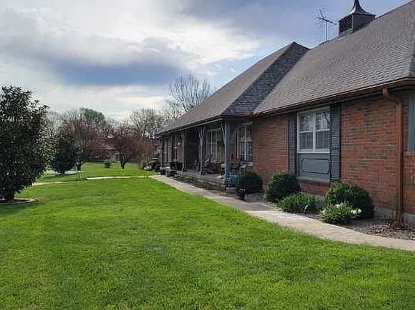 2103 Continental Ave, Harrisonville, MO 64701