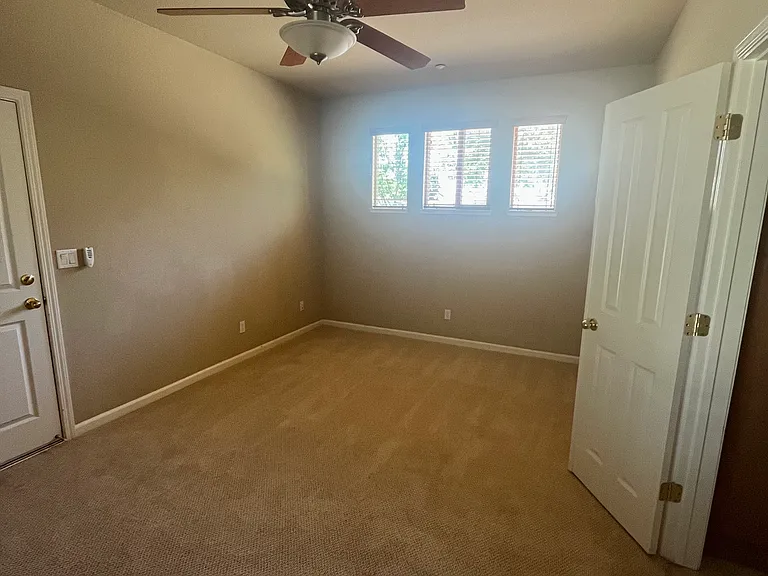 1581 Bella Cir — Photo 9