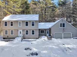 456 Tichenor Rd, Hartford, VT 05047