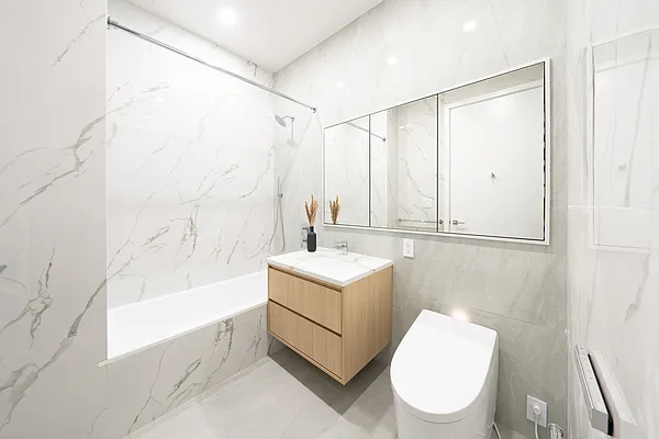 Rented by ZD Jasper Realty | media 4