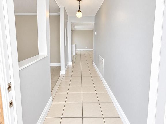 5th image of 7842 NW 1ST Street