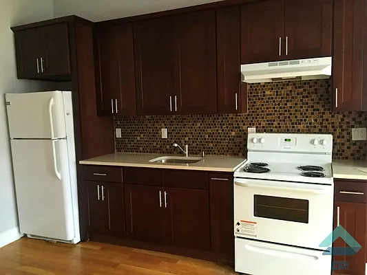 Rented by EXR | media 18