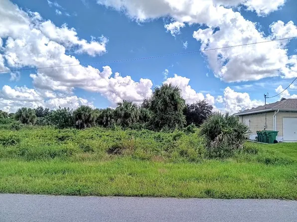 100 Flanders Street, Port Charlotte, FL 33954