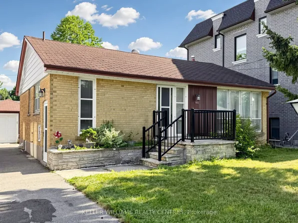 302 Palmer Ave, Richmond Hill, ON L4C 1P3