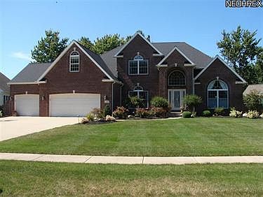 2nd image of 290 Vinewood Dr