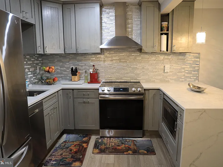 123 Cameron St — Photo 17