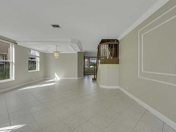 3rd image of 3621 Moon Bay Cir