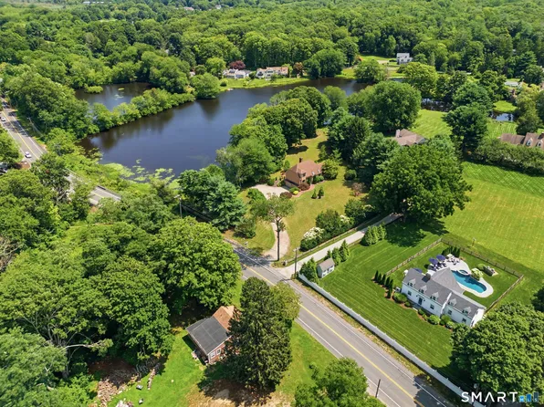 207 Westbrook Road, Essex, CT 06426