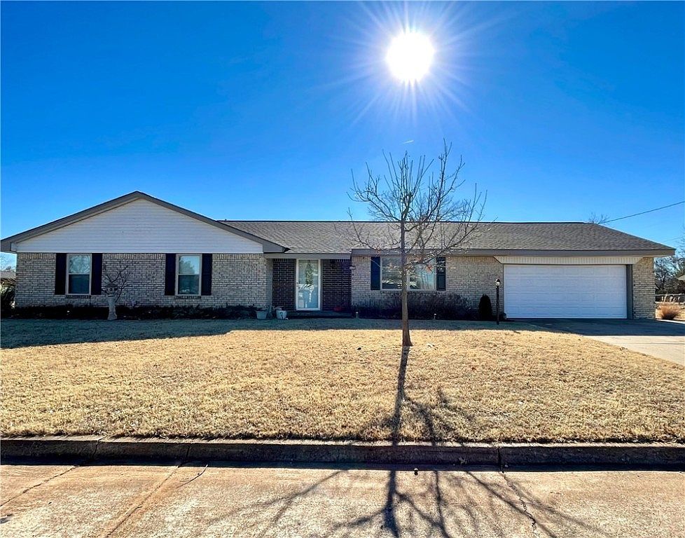 117 Ruskin Pl, Chickasha, OK 73018 Zillow