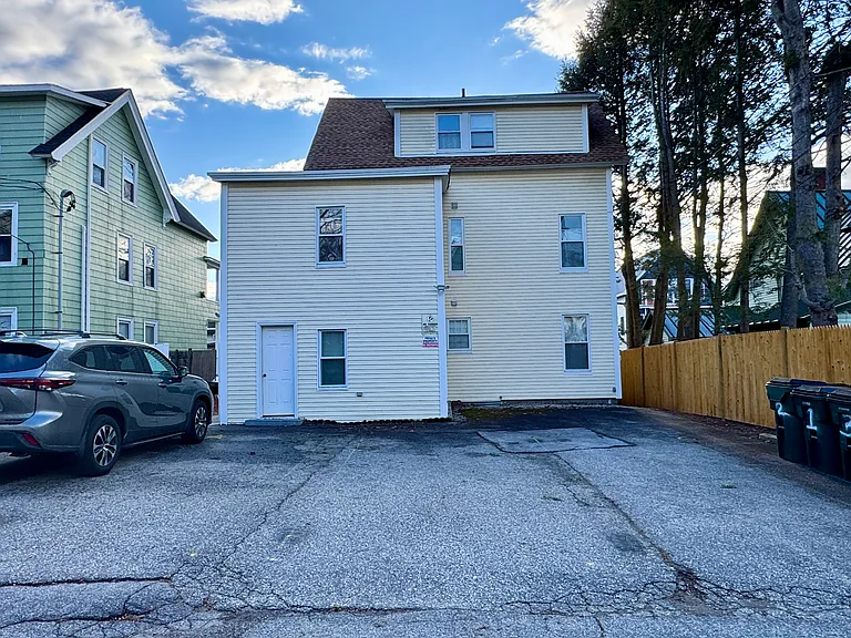 21 Liberty St #1 — Photo 13