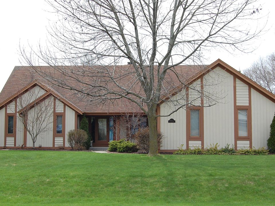 1st image of 9627 W Stanford Dr