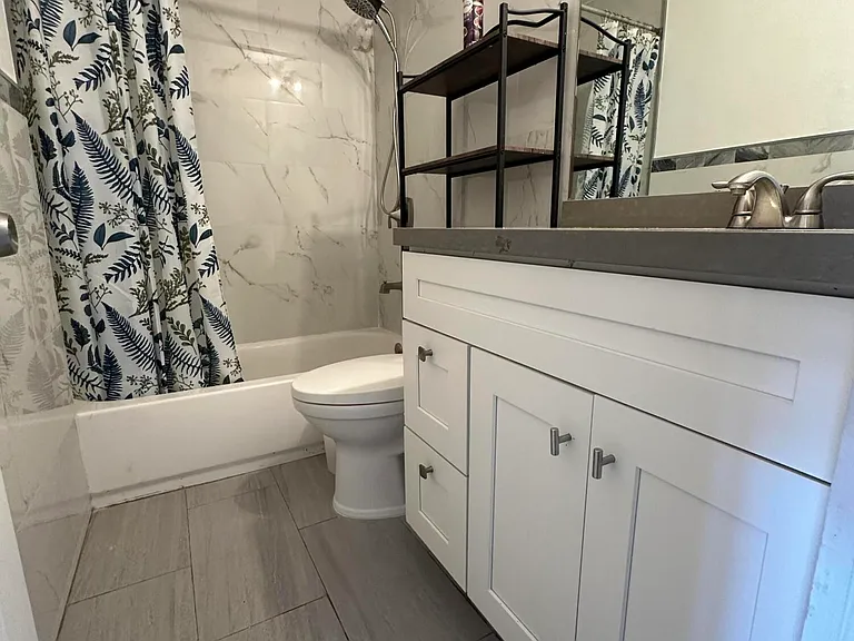 5605 SW 24th Ave — Photo 19