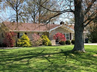 526 Meadowbrook Rd, Richmond, KY 40475