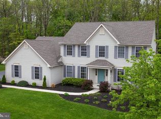 21 Ridgeway Cir, Birdsboro, PA 19508