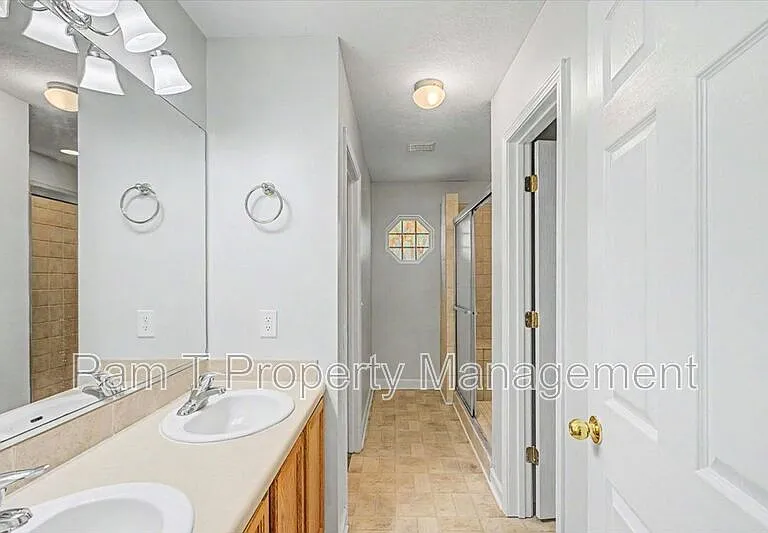 2305 Spivey Ave — Photo 12