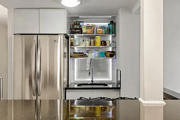 Sold by Compass | media 5