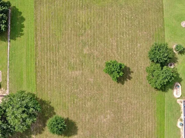 10019 Reed Ranch Rd, Silsbee, TX 77656