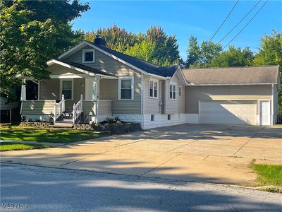 718 Tallmadge Rd, Cuyahoga Falls, OH, 44221