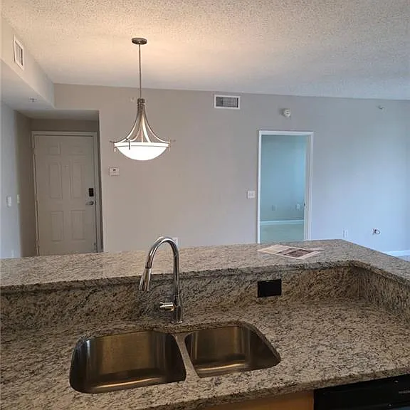 1105 Reserve Ct #201 — Photo 4