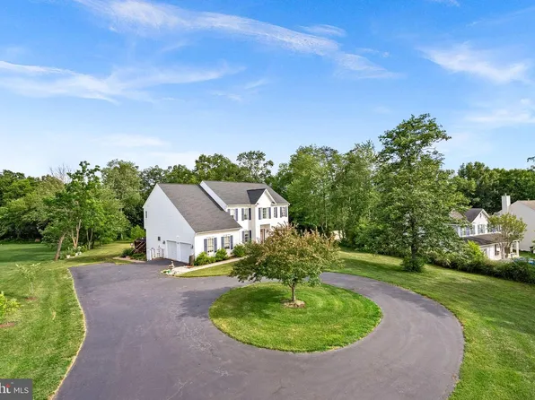 10308 Godwin Dr, Manassas, VA 20110