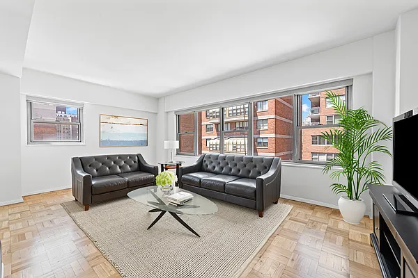 Sold by Compass | media 17