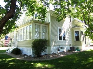 338 N Highland Ave, Pierre, SD 57501