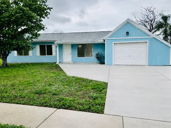 1430 Carr Cir NE, Palm Bay, FL 32905