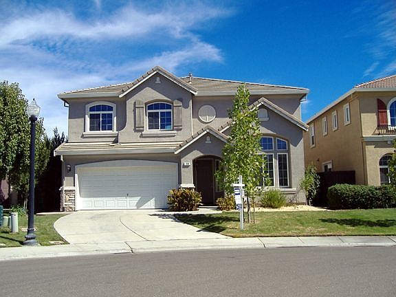 1st image of 18 Parnell Ct