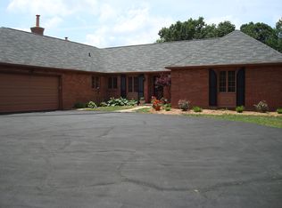 7764 Brookview Ln, Indianapolis, IN 46250