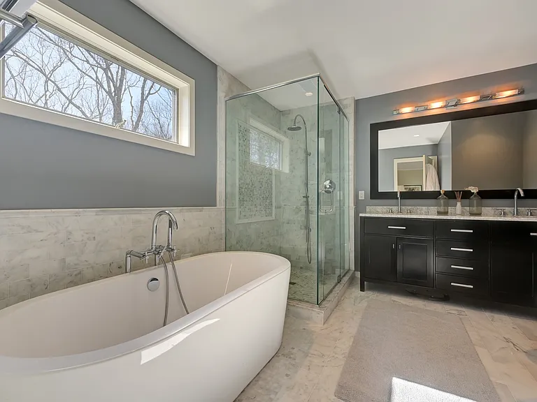 25 Rolling Woods Ct — Photo 9