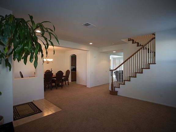 3rd image of 2292 Finch Cir