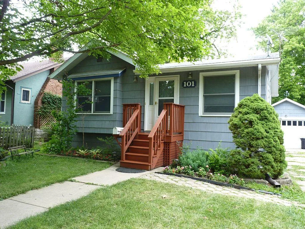 101 Logan Ave photo 1