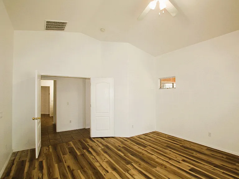 25735 W Elwood St — Photo 30