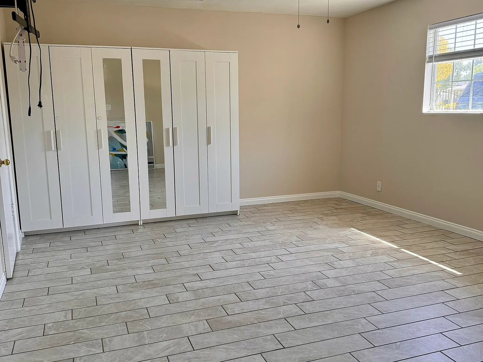 157 California Ave — Photo 4