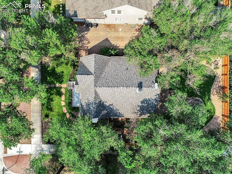 230 E San Miguel St — Photo 33