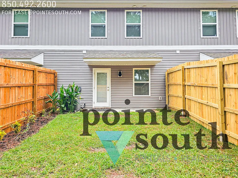 1211 Fairchild Village Dr — Photo 26