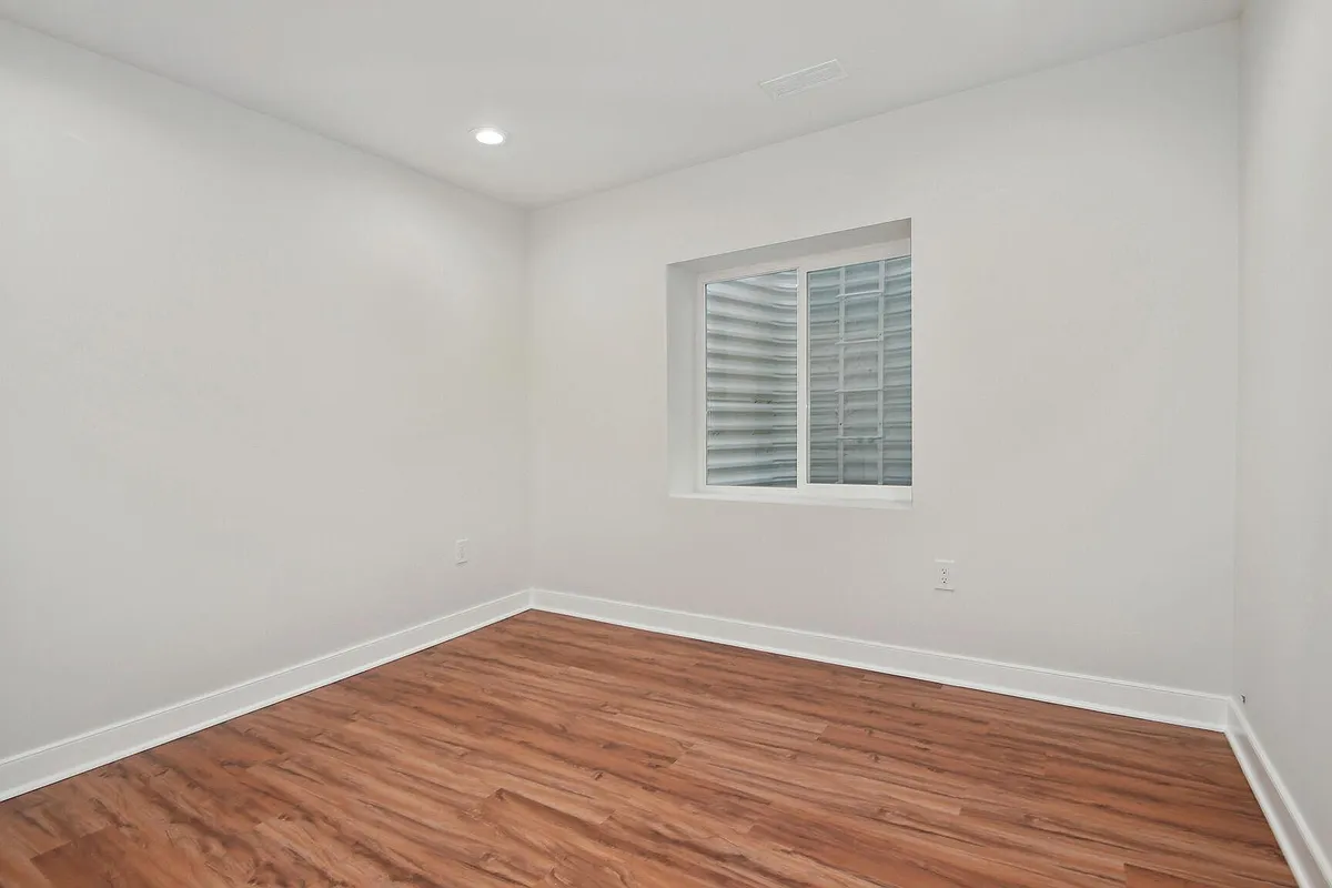 Building Photo - 25495 Woodbine Farm Dr