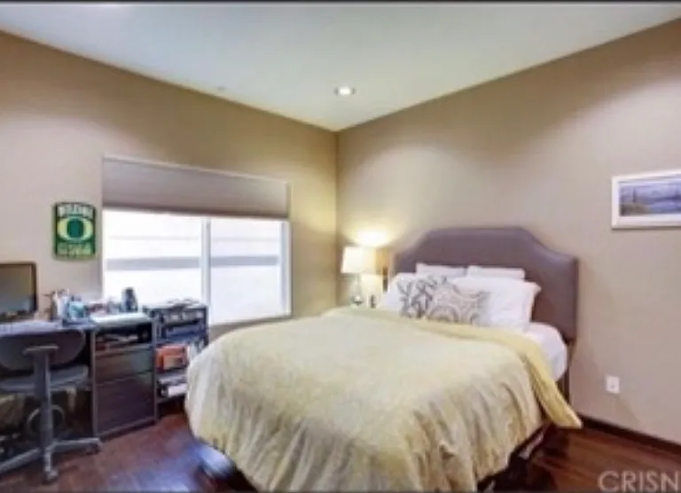 5420 Sylmar Ave — Photo 5