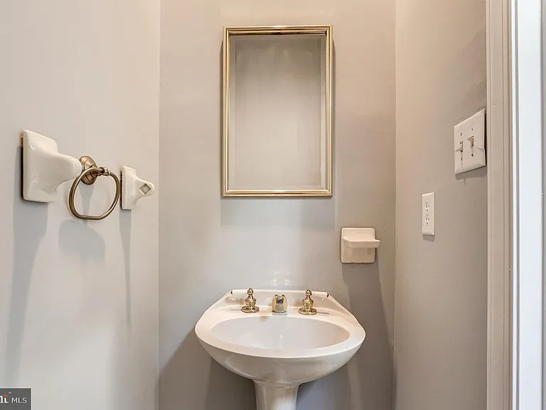 3827 Inverness Rd — Photo 16