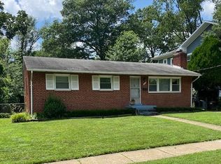 705 Ware St SW, Vienna, VA 22180