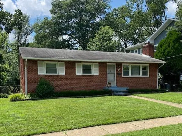 705 Ware St SW, Vienna, VA 22180