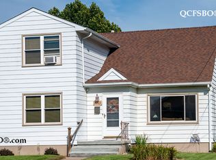 1003 S Ohio Ave, Davenport, IA 52802